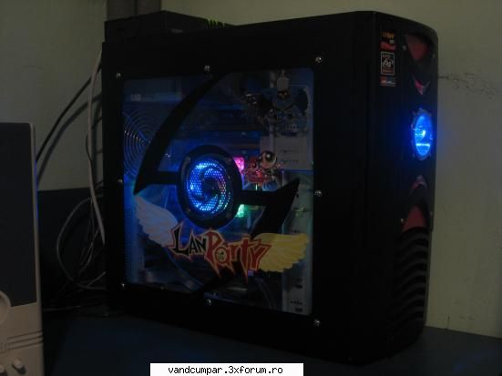 sistem amd athlon64 3000+ core venice, placa de baza dfi lanparty ultra-d, 1gb ram kingstone hyperx,